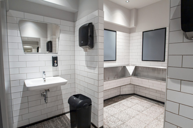 Nachhaltigkeit - Im Toiletten und Lagerbreich haben wir Bewegungsmelder und LED Beleuchtung eingebaut und sparen dadurch Energie (Photo 5)